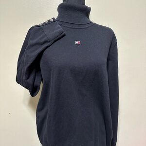 Tommy Hilfiger sweater